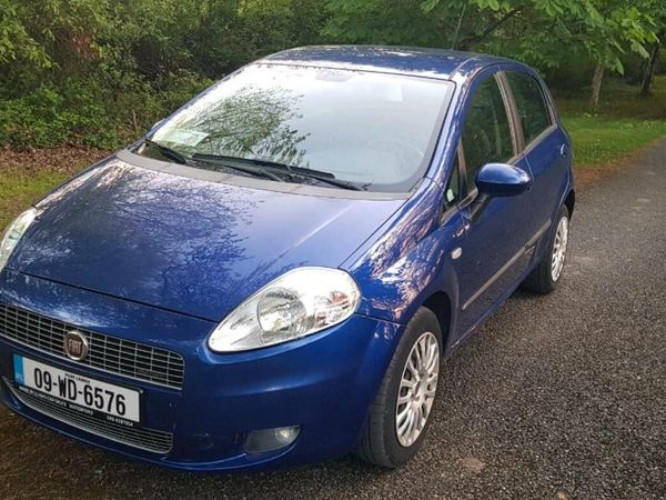 Fiat Punto Hatchback, Diesel, 2009, Blue