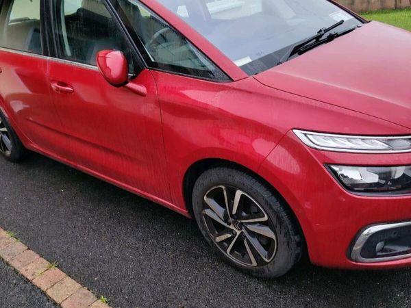 Citroen C4 Picasso MPV, Diesel, 2016, Red