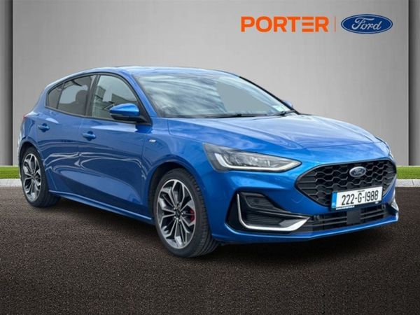 Ford Focus Hatchback, Petrol, 2022, Blue