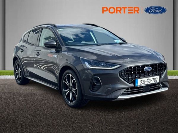 Ford Focus Hatchback, Petrol, 2023, Grey