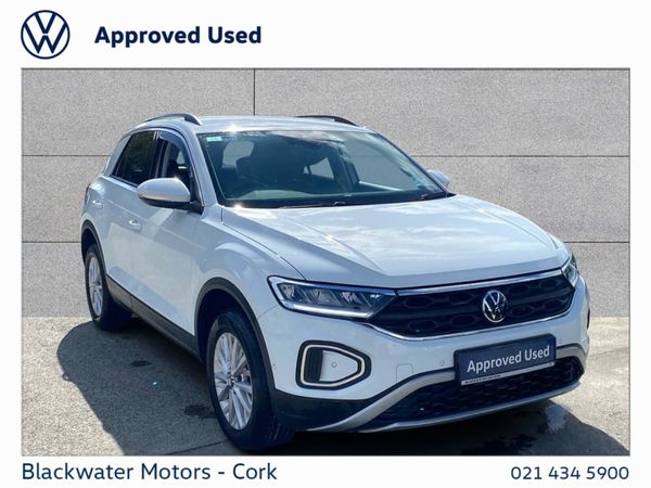 Volkswagen T-Roc SUV, Petrol, 2023, White