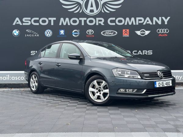 Volkswagen Passat Saloon, Diesel, 2012, Grey