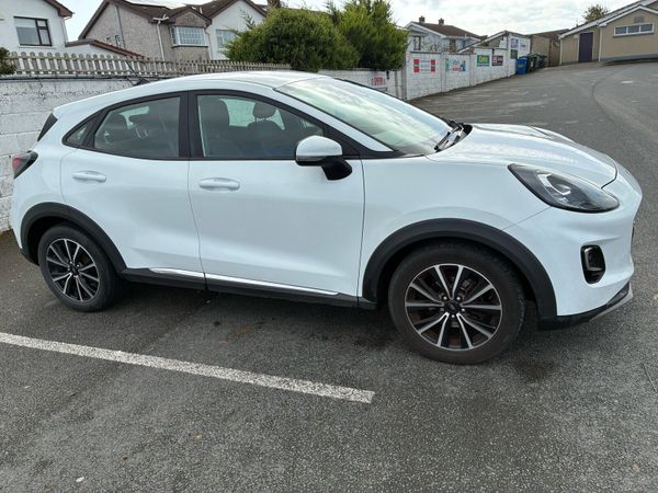 Ford Puma MPV, Petrol Hybrid, 2020, White