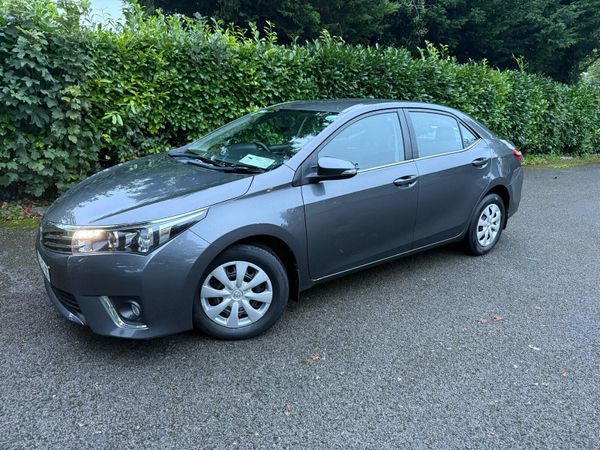 Toyota Corolla Saloon, Diesel, 2016, Grey