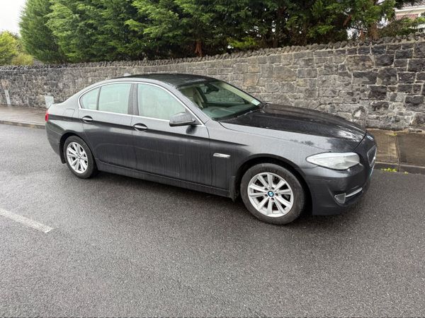 BMW 5-Series Saloon, Diesel, 2011, Grey