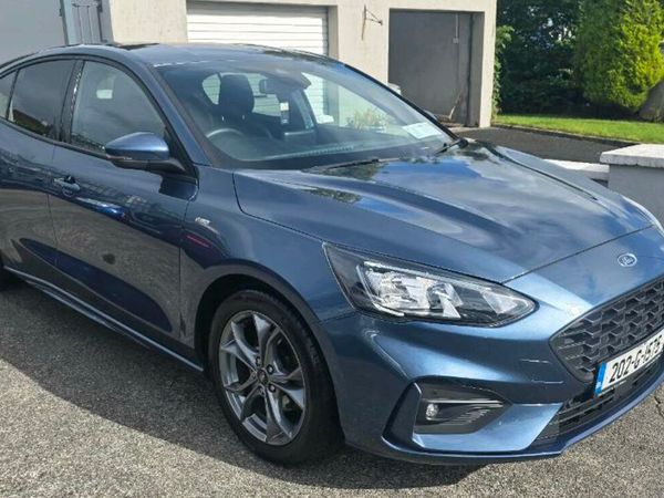 Ford Focus Hatchback, Diesel, 2020, Blue