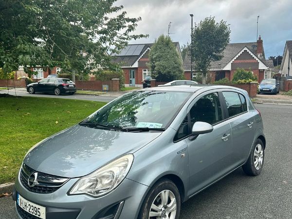 Opel Corsa Hatchback, Diesel, 2011, Silver