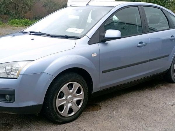 Ford Focus Hatchback, Petrol, 2007, Blue