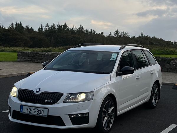 Skoda Octavia Estate, Diesel, 2014, White