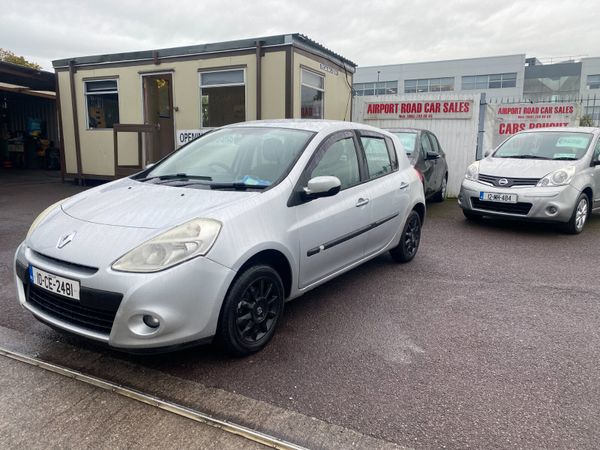 Renault Clio Hatchback, Ethanol Petrol, 2010, Silver