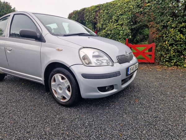 Toyota Yaris Hatchback, Petrol, 2005, Silver