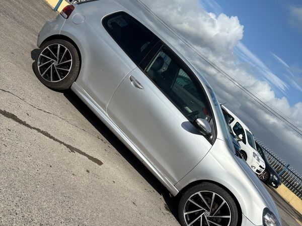 Volkswagen Golf Hatchback, Diesel, 2011, Silver