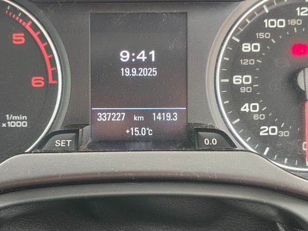 Audi A4 Saloon, Diesel, 2010, Silver
