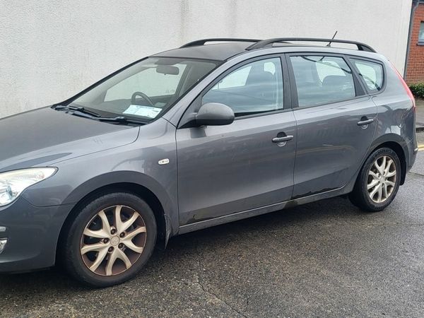 Hyundai i30 Estate, Diesel, 2009, Grey