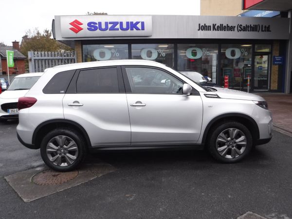Suzuki Vitara SUV, Petrol, 2023, Grey