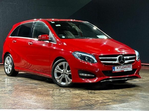 Mercedes-Benz B-Class Hatchback, Petrol, 2017, Red