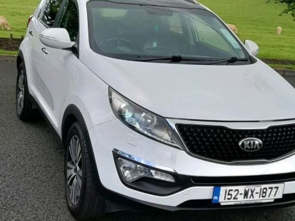 Kia Sportage SUV, Diesel, 2015, White