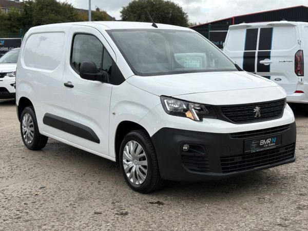Peugeot Partner MPV, Diesel, 2019, White
