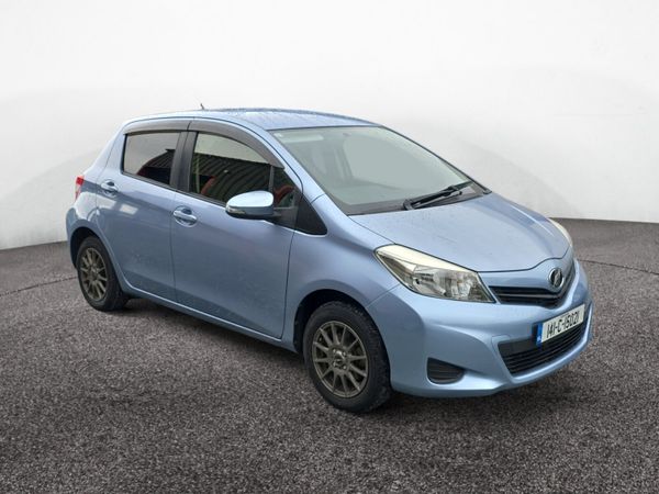 Toyota Vitz Hatchback, Petrol, 2014, Blue
