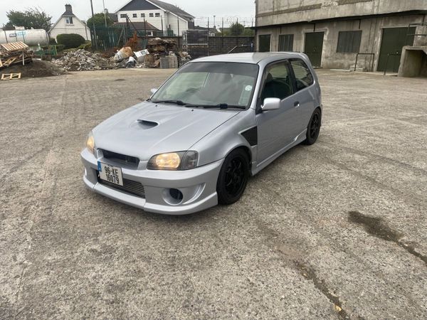 Toyota Starlet Hatchback, Petrol, 1996, Silver