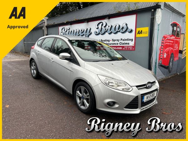 Ford Focus Hatchback, Diesel, 2014, Silver