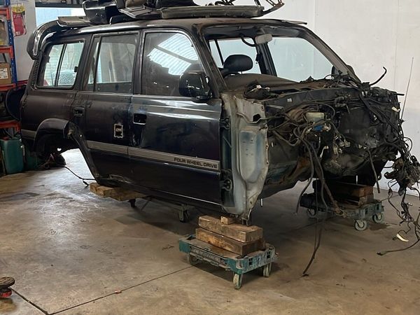 Toyota Land Cruiser SUV, Diesel, 2000, Red