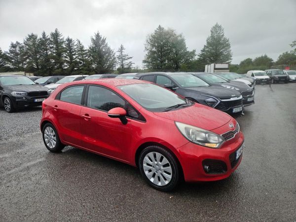 Kia Rio Hatchback, Diesel, 2012, Red