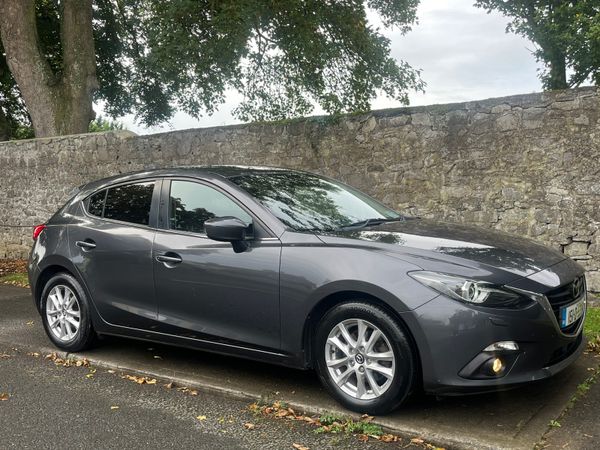 Mazda Mazda3 Hatchback, Petrol, 2015, Grey
