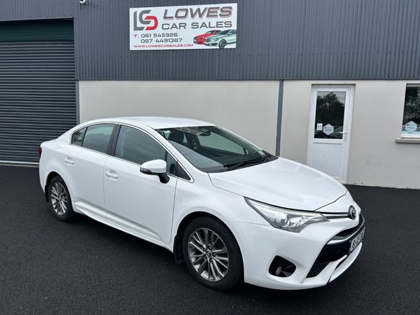 Toyota Avensis Saloon, Diesel, 2018, White