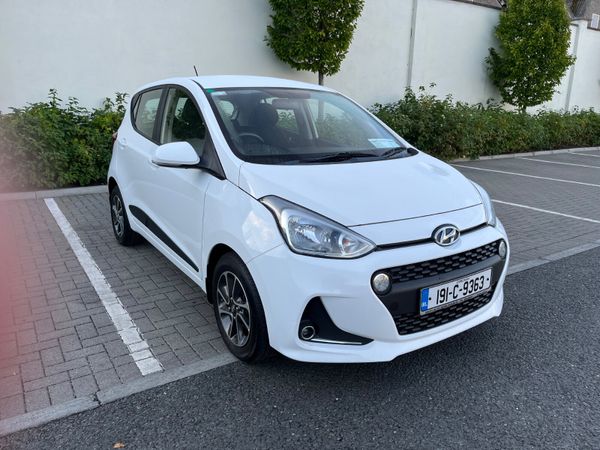 Hyundai i10 Hatchback, Petrol, 2019, White