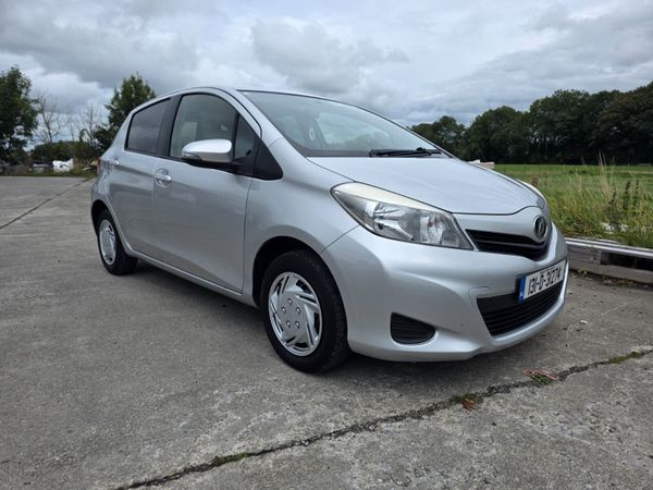 Toyota Vitz Hatchback, Petrol, 2013, Silver