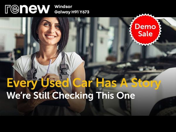 Renault Captur Hatchback, Petrol, 2025, Red