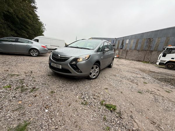 Vauxhall Zafira MPV, Diesel, 2015, Silver