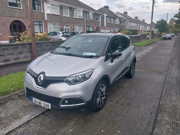 Renault Captur Hatchback, Petrol, 2014, Silver