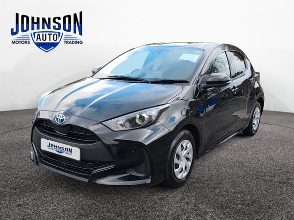 Toyota Yaris Hatchback, Petrol, 2021, Black