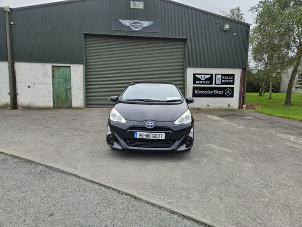Toyota Aqua Hatchback, Petrol Hybrid, 2015, Black