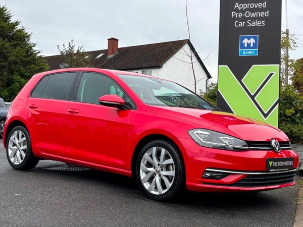 Volkswagen Golf Hatchback, Petrol, 2018, Red