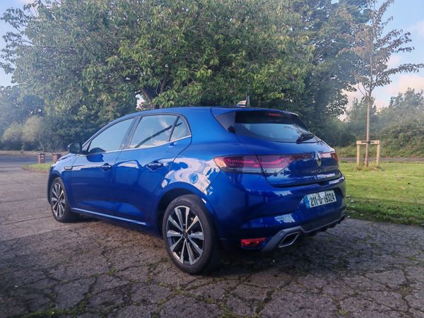 Renault Megane Hatchback, Petrol, 2021, Blue