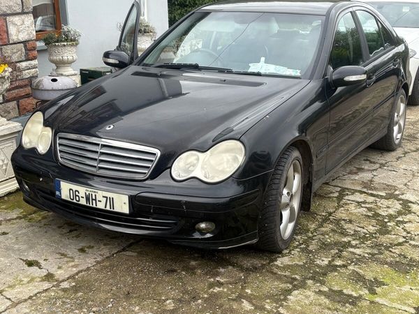 Mercedes-Benz C-Class Saloon, Petrol, 2006, Black