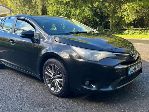 Toyota Avensis Estate, Diesel, 2017, Black