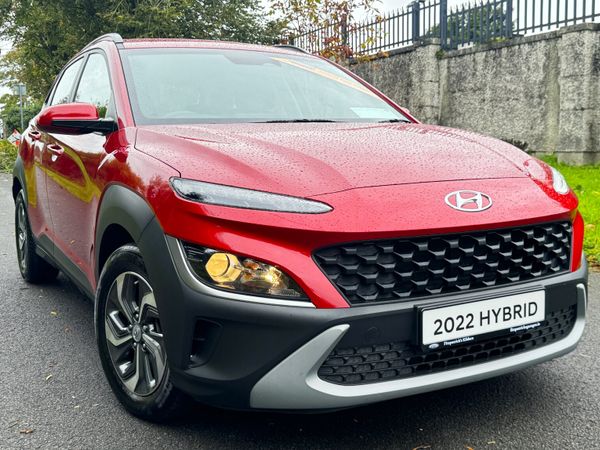 Hyundai KONA Hatchback, Petrol Hybrid, 2022, Red