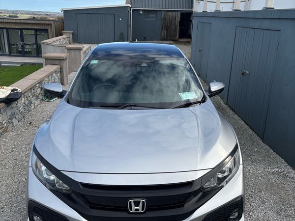 Honda Civic Hatchback, Diesel, 2021, Grey