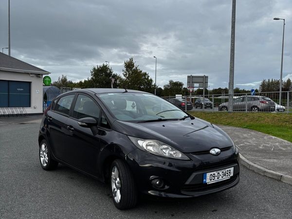 Ford Fiesta Hatchback, Petrol, 2009, Black