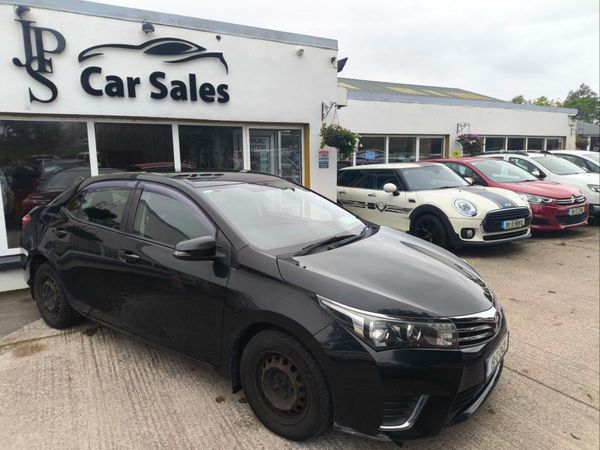 Toyota Corolla Saloon, Diesel, 2015, Black