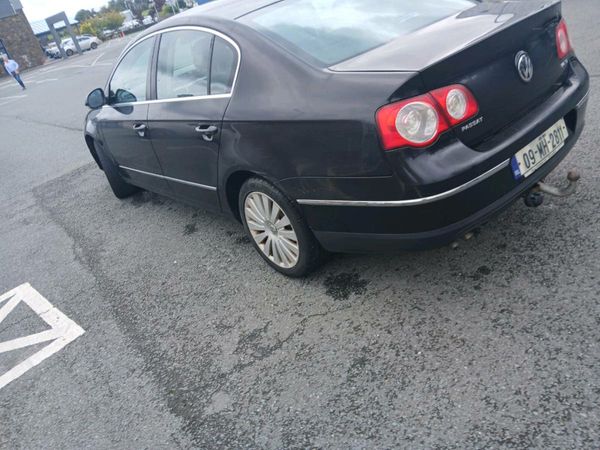 Volkswagen Passat Saloon, Diesel, 2009, Black