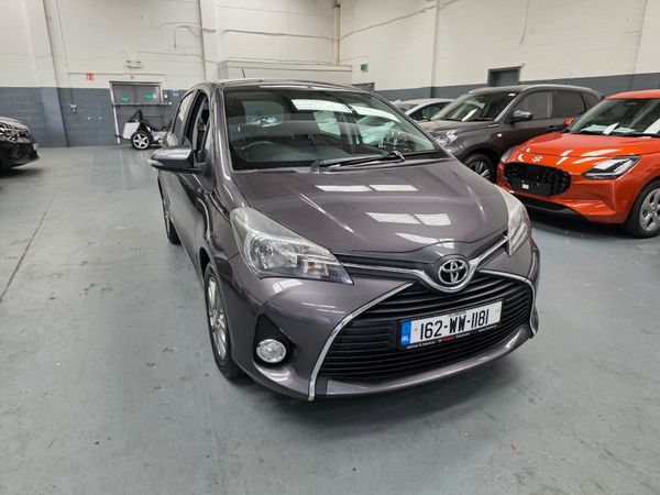 Toyota Yaris Hatchback, Petrol, 2016, Grey