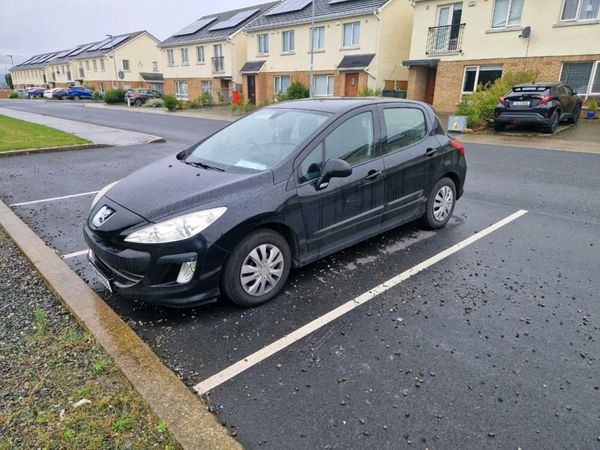 Peugeot 308 Hatchback, Diesel, 2010, Black