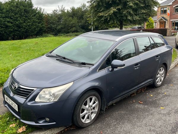 Toyota Avensis Estate, Petrol, 2010, Blue
