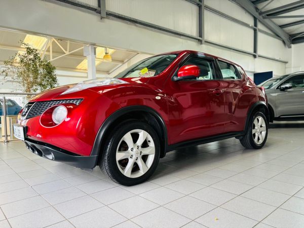 Nissan Juke Hatchback, Diesel, 2011, Red