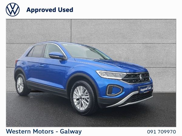 Volkswagen T-Roc SUV, Petrol, 2023, Blue